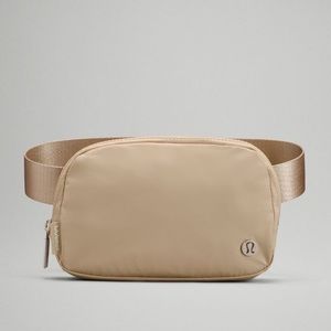 Belt Bag in Trench